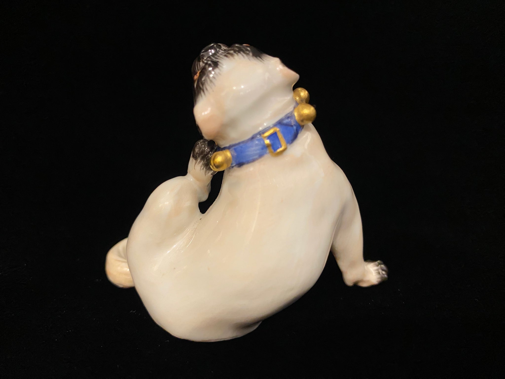 マイセン　Meissen フィギュリン　パグ